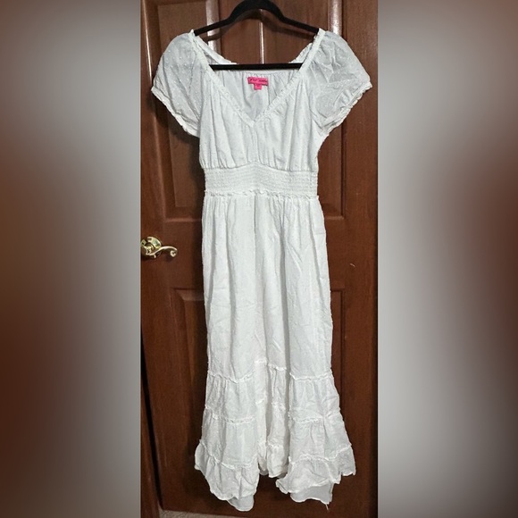 Betsey Johnson Dresses & Skirts - Betsey‎ Johnson White Flutter Sleeve Midi Sundress